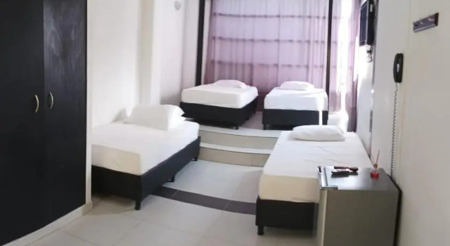 Camera quadrupla Standard Hotel Torre del Viento cali