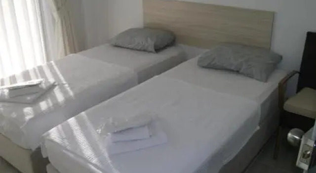 Evim Zeytinlik Pension, Varaa Hotelli Hotellit Marmara-alue pysäköinnillä, Pysäköinti