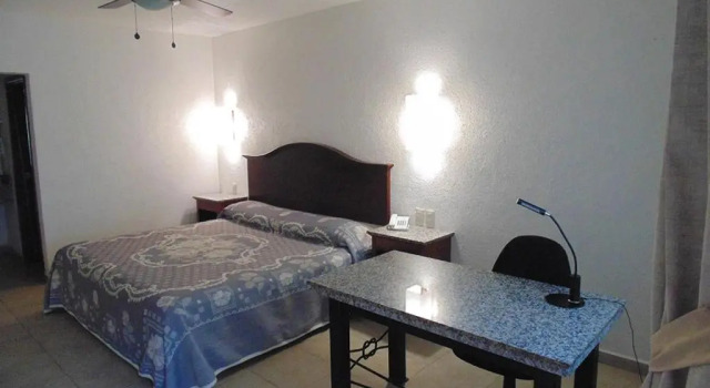 Hotel Hacienda, Rezerwuj Hotel Ciudad Guzman Jalisco