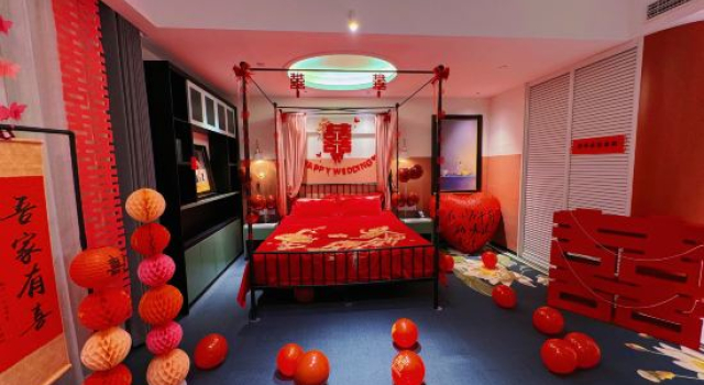 Huaqian Mingyue Hotel (Zhengzhou Xinzheng Zijing Mountain South Road Branch), Rezerwuj Hotel Hotele 4-gwiazdkowe w Henan, 4*