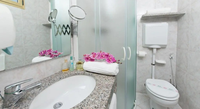 Номер Standard Hotel Embassy