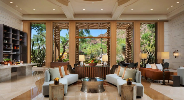 The Canyon Suites at The Phoenician, Luxury Collection, Boek Resort SPA-hotels in Arizona, SPA