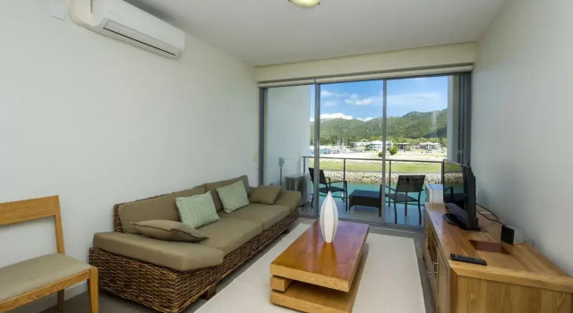 Blue On Blue Studio Room 1322, Boek Hotel Nelly Bay Magnetic Island
