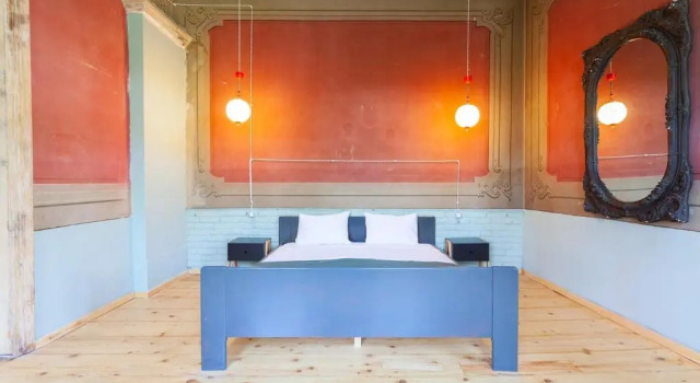 Wehost Sunny Apartment
