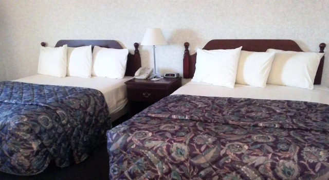 America's Best Inn New Florence, Varaa Hotelli New Florence Missouri