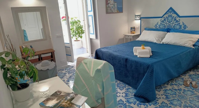 Четырёхместный семейный номер Standard B&B Venus Inn Positano