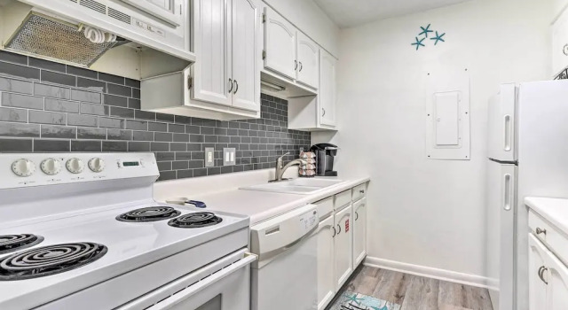 Апартаменты Quaint Condo < Half-mi to Fort Clinch Beach!