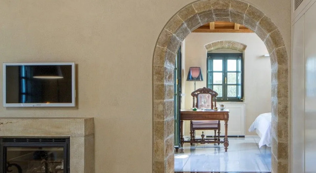Люкс Deluxe Moni Emvasis Luxury Suites