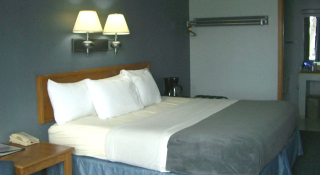 Quails Nest Inn & Suites, Забронировать Отель Осейдж-Бич Lake of the Ozarks