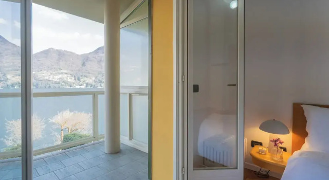 Апартаменты Besana 9 On the Lake - Private Garden & Parking by Rent all Como