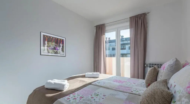 Apartment Bella with Balcony