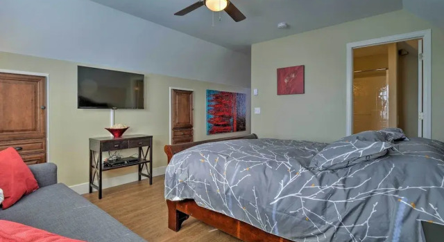 Gunnison Studio w/ Shuttle: 30 Mi to Crested Butte, Забронировать Апартаменты/квартира Отели Ганнисон с парковкой, Парковка