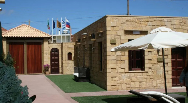 Полулюкс Palazzo Loupassi Boutique Villas