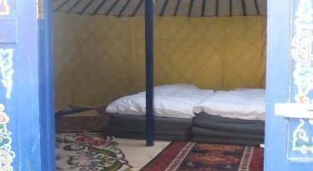 Bed and Breakfast Yourte, Забронировать Отель Фрибур Фрибург, рядом с Железнодорожный вокзал Фрибурга
