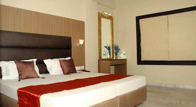 Hotel Gathbandhan, Забронировать Отель Отели Сикандра с парковкой, Парковка