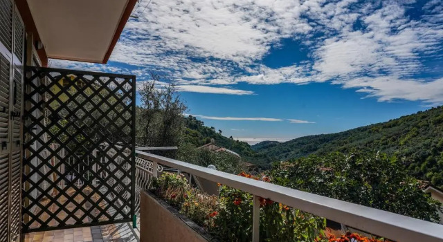 Agriturismo La Rocca, Забронировать Отель Вилла-Фаральди Ривьера-дей-Фьори