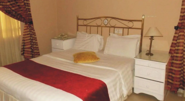 The Ambassadors Hotel, Book Hotel Hotels in Lagos with a Pool, Swimming Pool