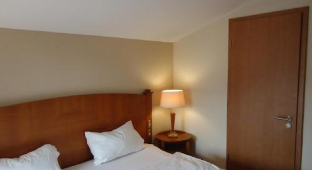 Hotel und Restaurant Haus Sajons, Забронировать Отель Плау-ам-Зе Plauer See
