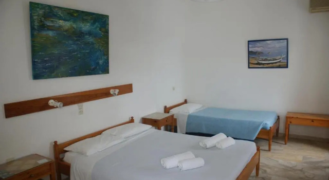 Четырёхместный номер Standard Hotel Eleftheria