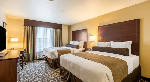 Firedobbelt suite Cobblestone Hotel & Suites – Stevens Point