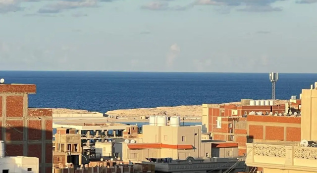 Кровать в общем номере (мужской номер) Almanara Hotel Marsa Matrouh