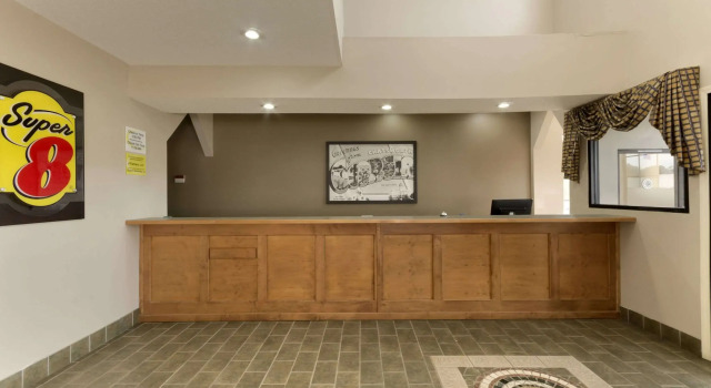 Super 8 by Wyndham Chatsworth/Dalton, Buchen Sie Hotel Chatsworth Georgia