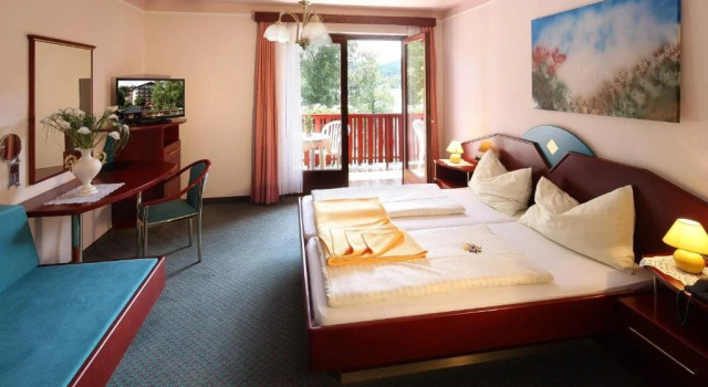 Strandhotel Orchidee, Забронировать Отель Отели Фёлькермаркт 4 звезды, 4*