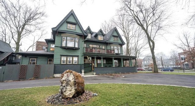 Студия Stone Soup Inn