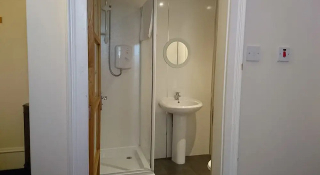 Номер Economy Dee Hotel