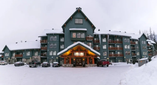Snow Creek Lodge by Fernie Lodging Co, Buchen Sie Ferienwohnung Fernie British Columbia