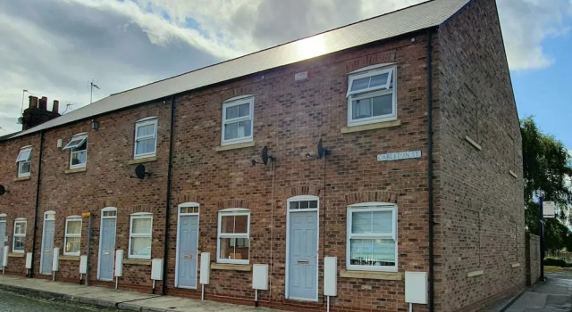 Spring Halls Carlton & Co Apartments Free Parking 2, Varaa Huoneisto Asunnot kohteessa Merseyside, Huoneisto