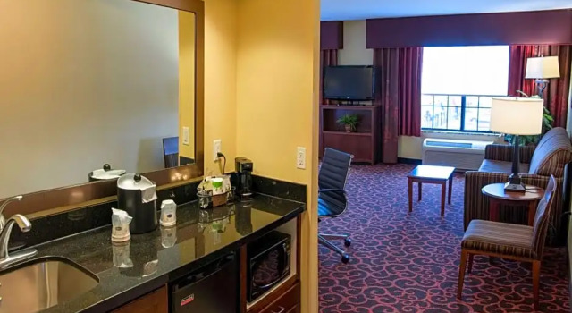 Двухместная студия Hampton Inn & Suites Watertown