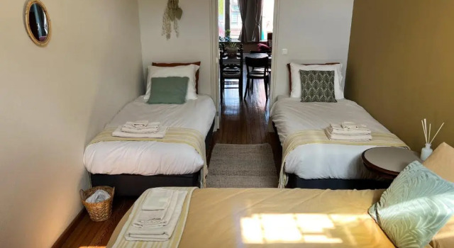 Gunnerys Guest House, Забронировать Гостевой дом Отели Алкмара с парковкой, рядом с National Biermuseum, Парковка
