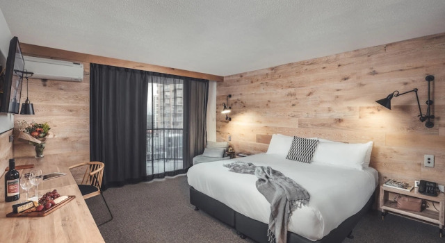 Двухместный номер Deluxe с балконом The Island Gold Coast