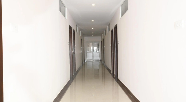 OYO 24285 Royal Plaza, Rezervovat Hotel Hotely v Bangalore s parkováním, Parkování