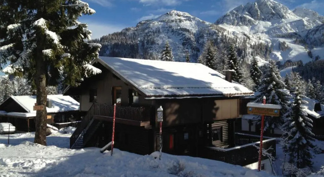 Коттедж с 5 комнатами Haus Petra