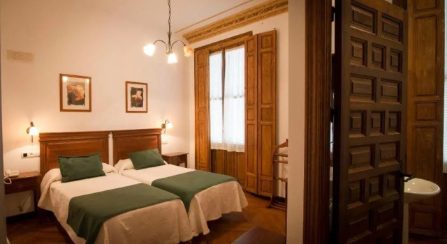 Hospederia Real Casona La Beltraneja, Reservar Hotel Belmonte Cuenca Province