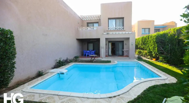 Villa cancun with private pool 2, Rezerwuj Willa Hotele w Ataqah z basenem, Basen