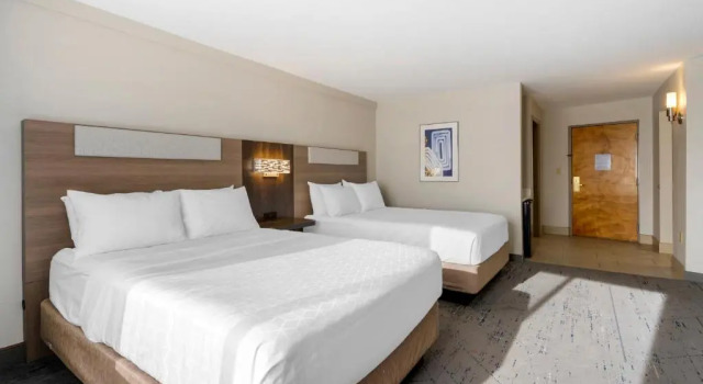 Двухместный люкс Holiday Inn Express Hotel & Suites - The Villages by IHG