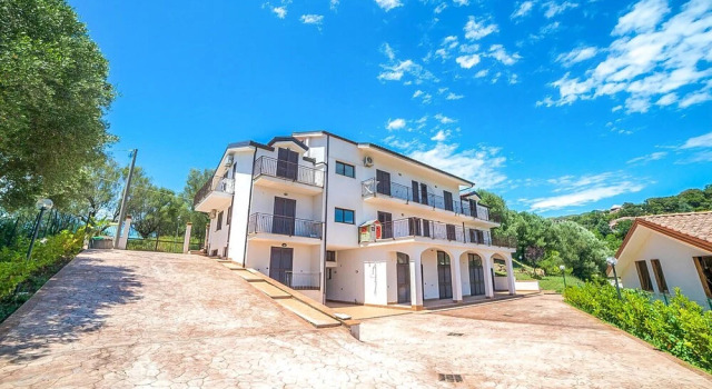 Beautiful Apartment in Policastro Bussentino With 2 Bedrooms and Wifi, Buchen Sie Ferienwohnung Policastro Bussentino 