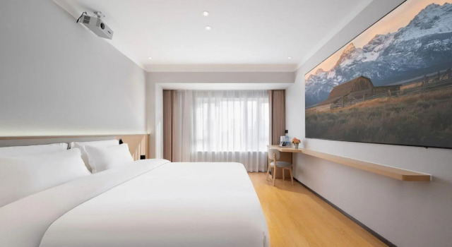 Home Inn Huaying Hotel (Chongqing University Town Weidianyuan Subway Station), Prenota Hotel Hotel a Chongqing Area con parcheggio, Parcheggio
