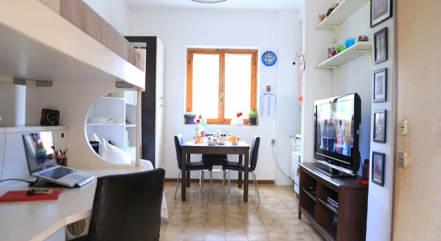 Candy Guest House