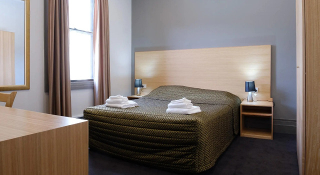 Номер Standard Royal Exhibition Hotel