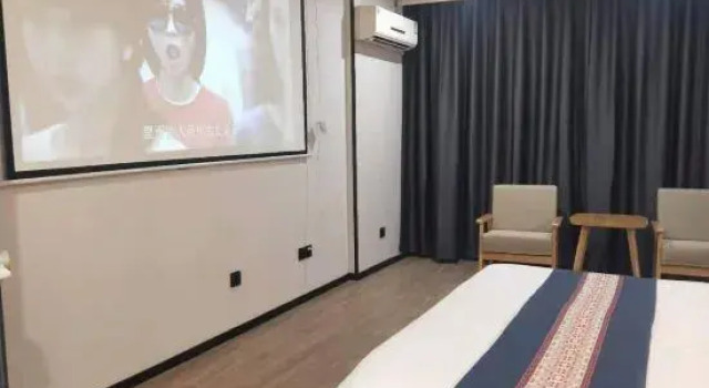 Nuosheng Business Hotel (Ninghai Xingning Middle Road), Prenota Hotel Hotel a Ningbo con parcheggio, Parcheggio