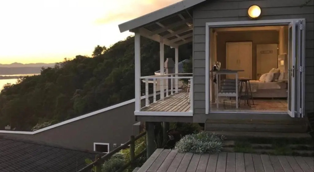 Knysna Heads Private Suite, Reservar Hotel Hotéis em Knysna com estacionamento, Estacionamento