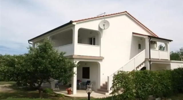Ivan - With Garden - A1 Plavi, Rezerwuj Hotel Hotele w Kvarner Islands z parkingiem, Parking
