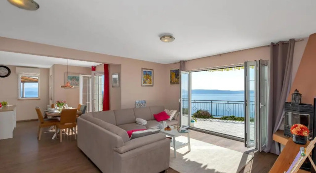 Villa Lilly, Buchen Sie Villa Hotels in Gespanschaft Split-Dalmatien mit Pool, Schwimmbad
