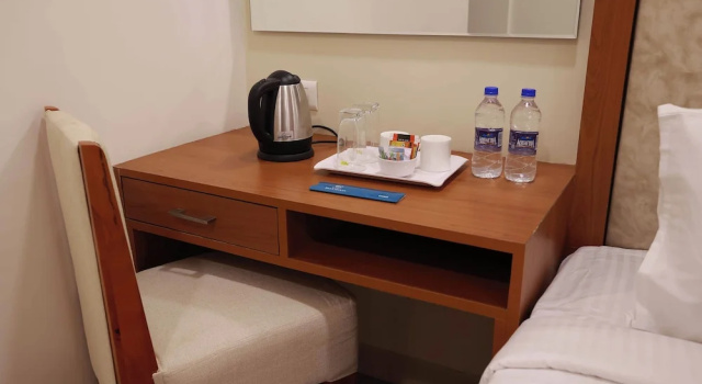Standard Twin room HOTEL BLUEMOON