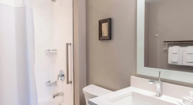Люкс TownePlace Suites by Marriott Thousand Oaks Agoura Hills
