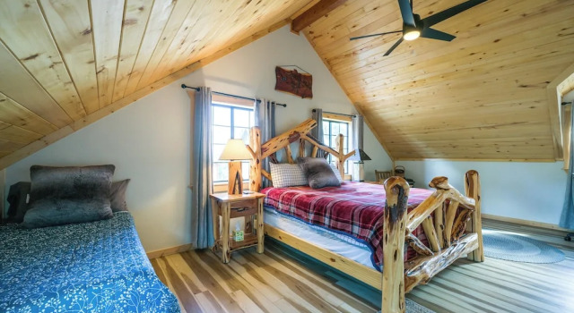 Коттедж Spacious & Quiet Pagosa Springs Cabin w/ Deck!